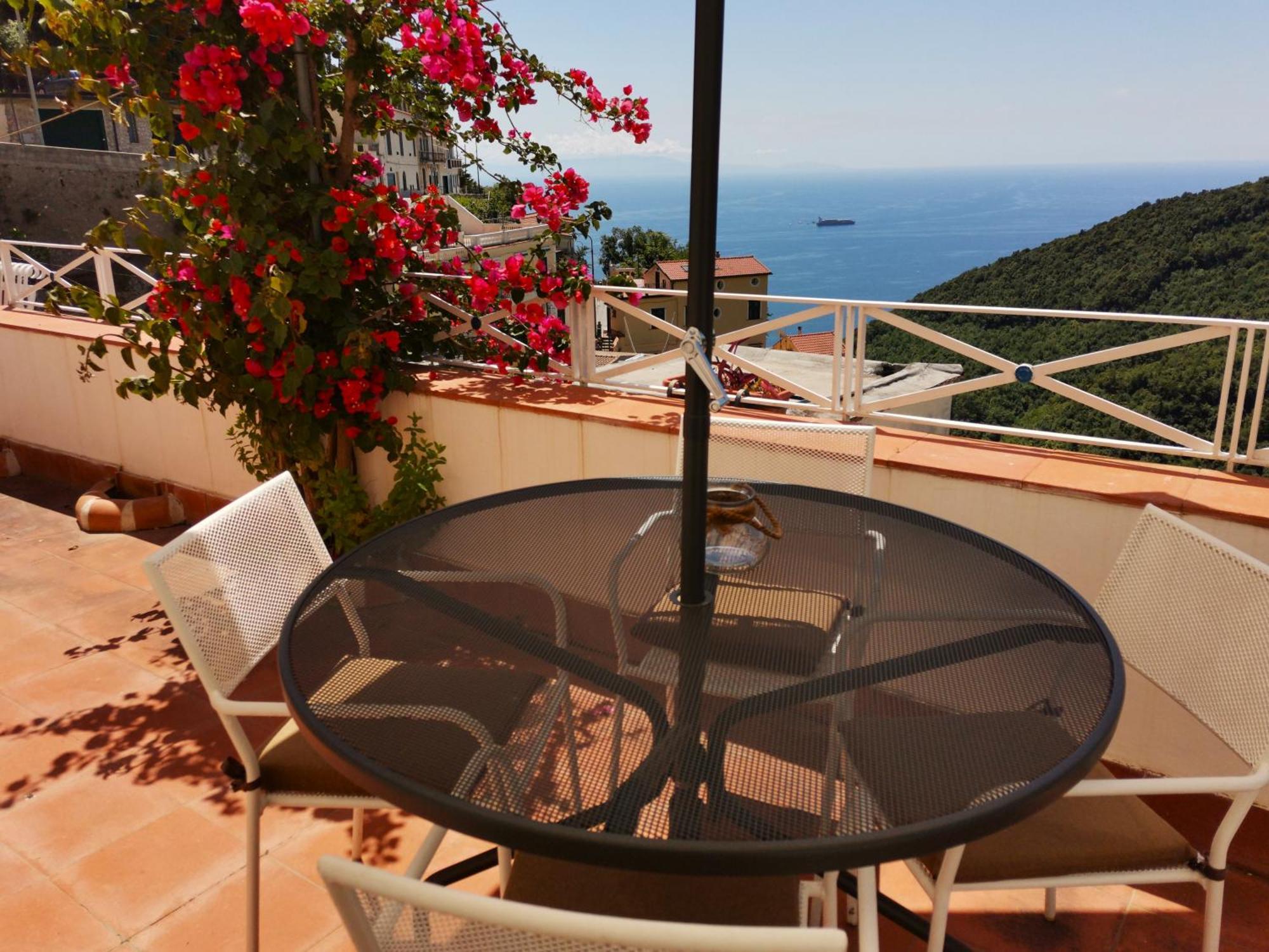 Bouganville Home Vietri sul Mare Exterior photo